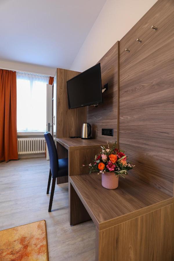 Hotel Spatz Lucerna Exterior foto
